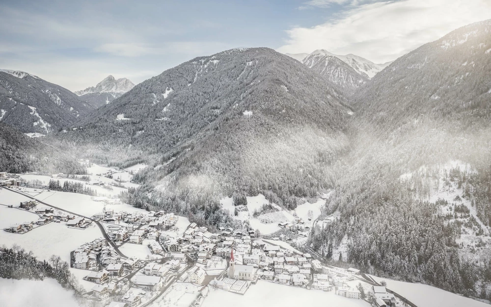 img c hannes niederkoflerwinter dorfweb 0927.jpg